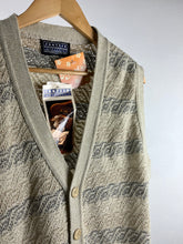 Load image into Gallery viewer, Jantzen Knit Sweater Vest - XLarge
