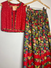Load image into Gallery viewer, 1970’s Suttles &amp; Seawinds 2 Piece Set - XS
