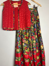 Load image into Gallery viewer, 1970’s Suttles &amp; Seawinds 2 Piece Set - XS
