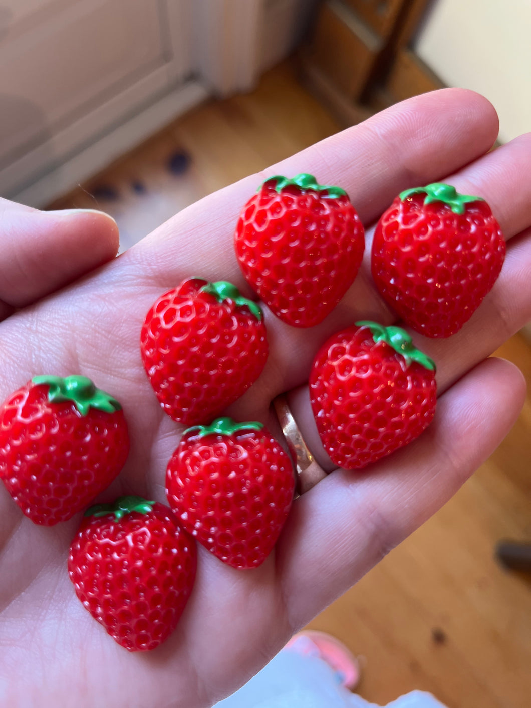 Strawberry Magnet